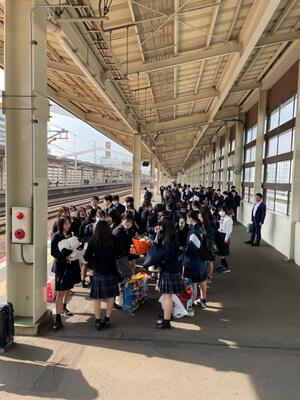 JR姫路駅を12時59分定刻に出発